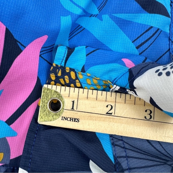 Patagonia Stretch Planing Micro Board Shorts Women’s XL New Navy Floral Summer - Picture 7 of 10